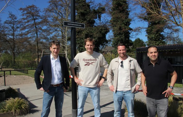 staatsecretaris Sport Vincent Karremans en voorzitter Kamercommissie Sport Mohammed Mohandis