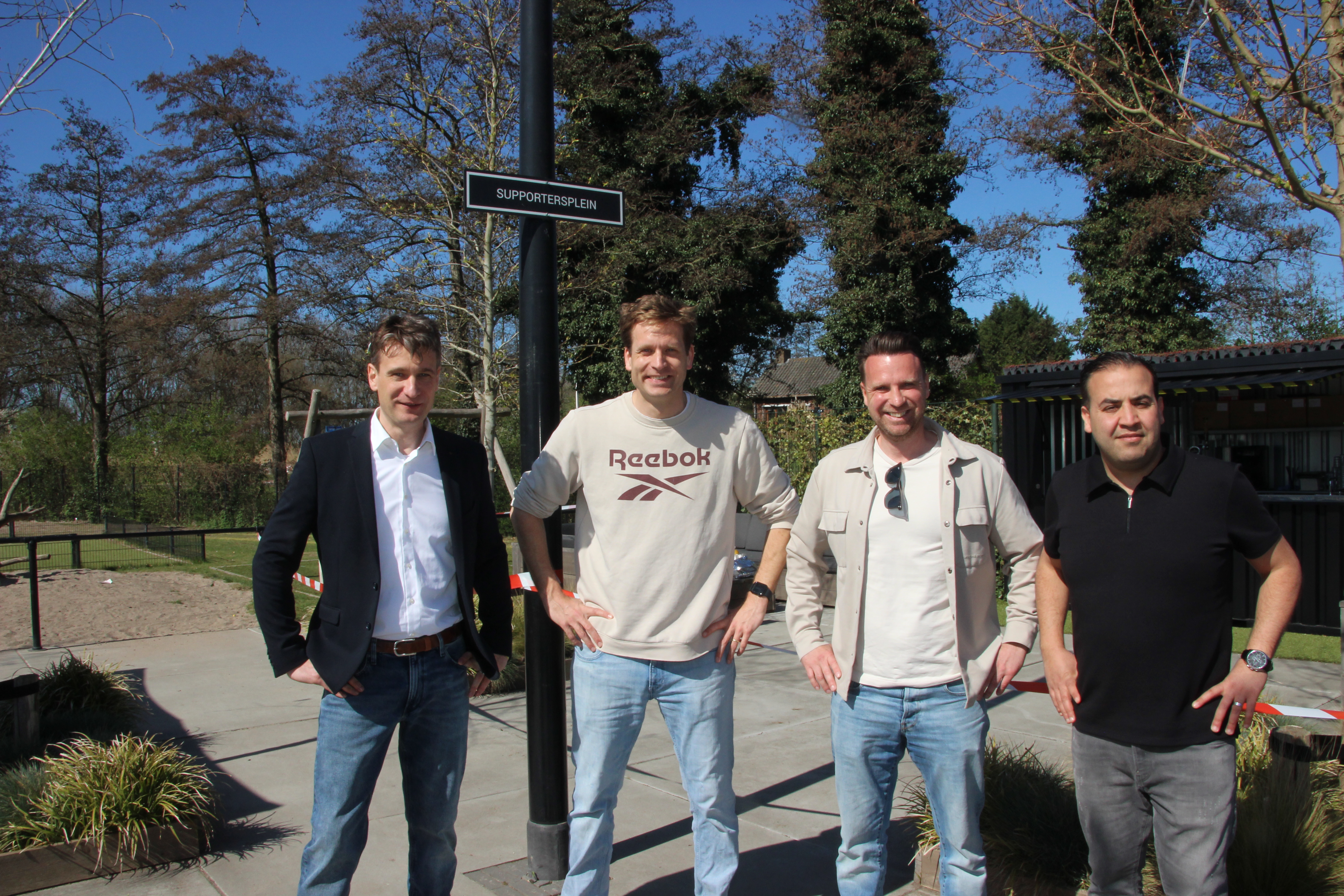staatsecretaris Sport Vincent Karremans en voorzitter Kamercommissie Sport Mohammed Mohandis